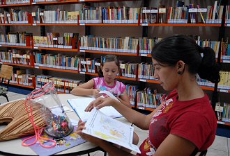 Brasilien - Bibliothek in Schulen wird Pflicht